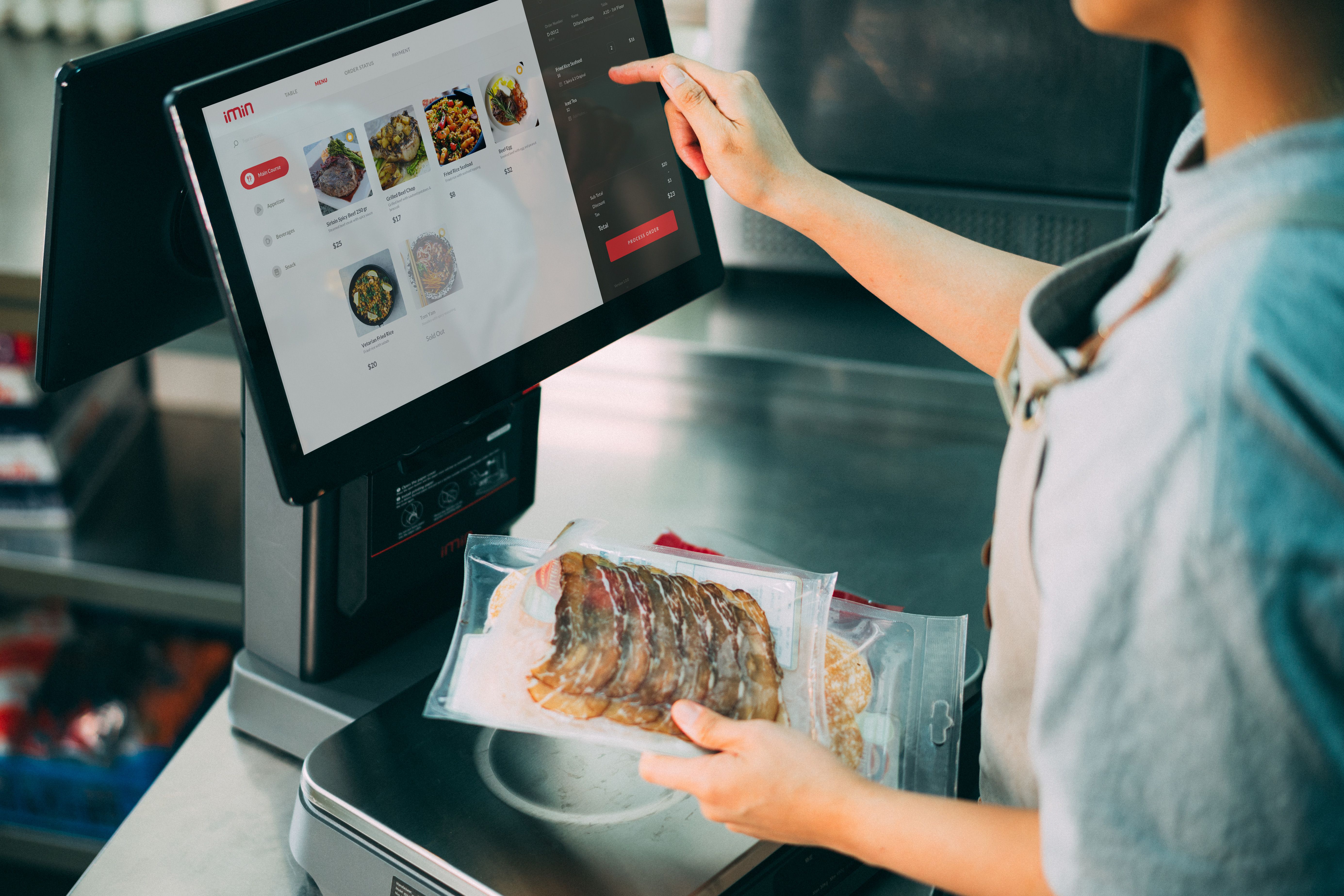 Beyond the Counter: Why Modern Dining Demands Specialized Restaurant ERP Software